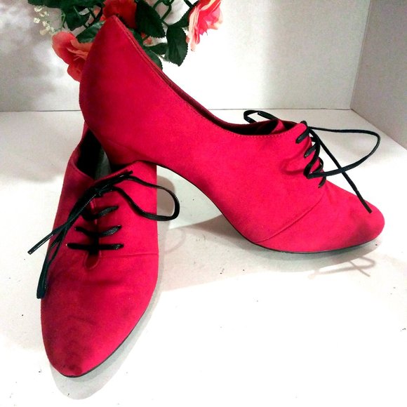 Heeled Bootie, Lace up Shoe, Ankle Bootie Size 10 - Picture 3 of 13